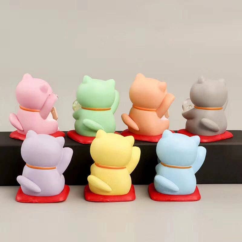 Maneki Neko Figurines